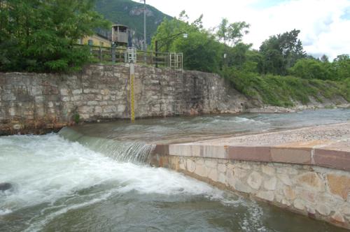 slide 3 &bull; &bull; &bull;